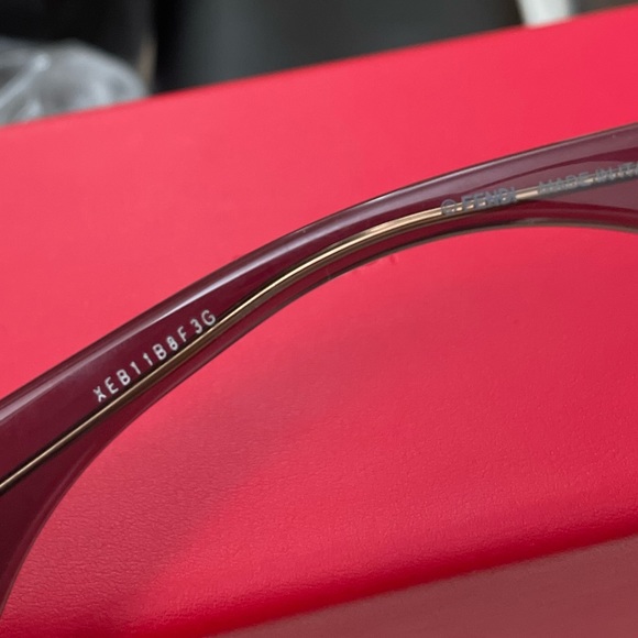 ❗️SOLD❗️Fendi sunglasses - Picture 6 of 7